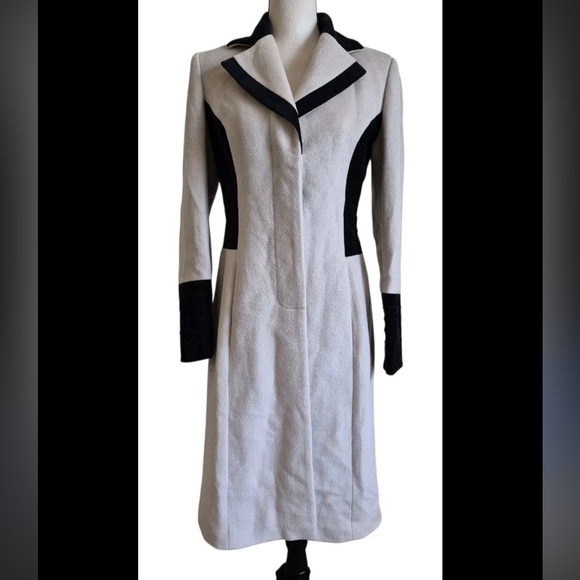 CLEAR OUT! J. Peterman Wool Women's Elegant Black and Blush Trench coat size 14 - Picture 9 of 10